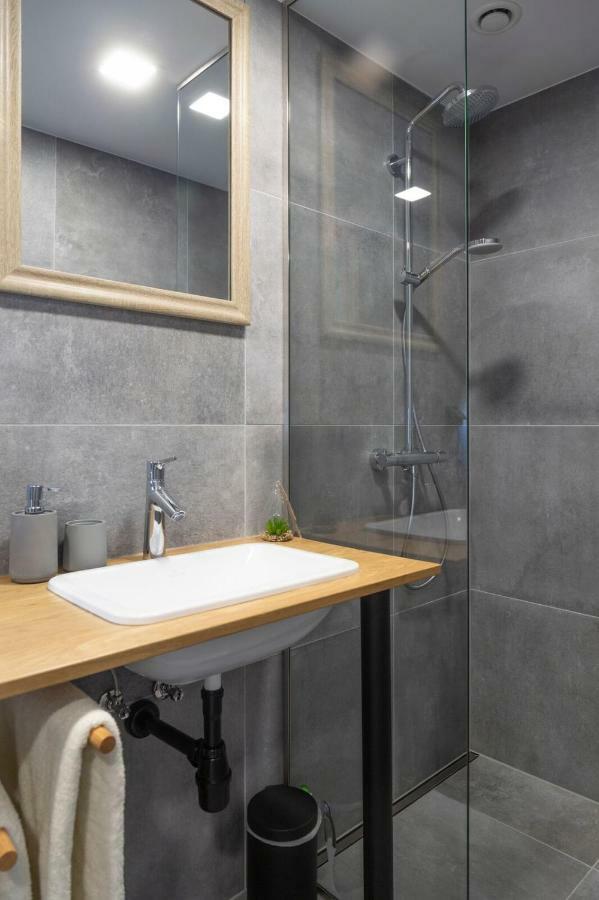 Estonian Design Flat Next To Old Town Daire Tallinn Dış mekan fotoğraf